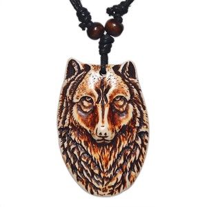 New Unisex Handmade Bohemian Hawaiian Tribal Wolf Amulet Wood & Resin Necklace